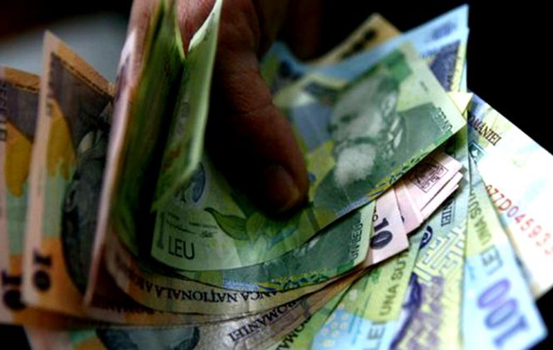 Apogeul creşterii economiei în România s-a încheiat (studiu Bloomberg)