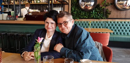 Mihaela (stânga) și Cristina (dreapta), la aniversarea lor de 14 ani, în 27 septembrie 2020. Foto: arhivă personală