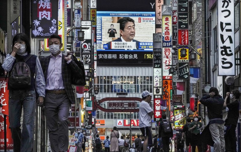 Cum a reușit Japonia să controleze epidemia de COVID fără carantină și testare în masă? Reușita este încă studiată de experții de la Tokyo