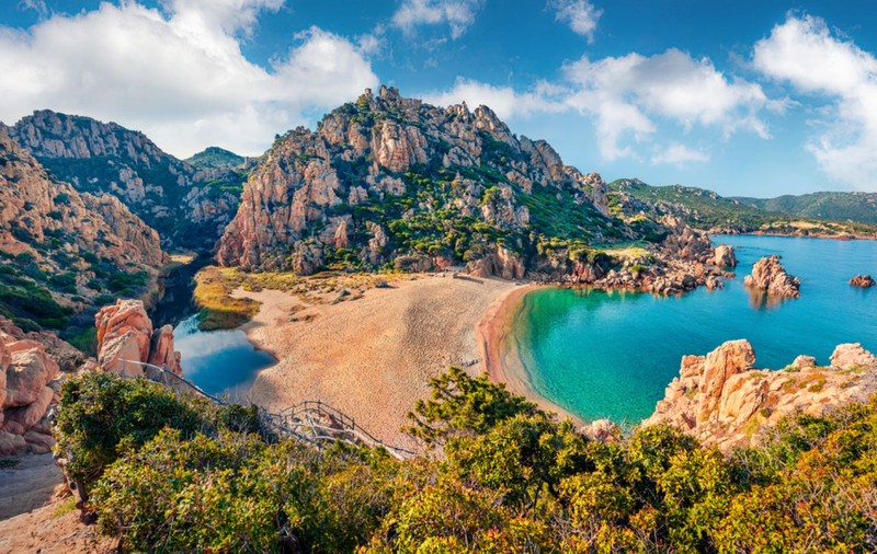 Ce să vizitezi în Sardinia - cele mai frumoase locuri și obiective turistice