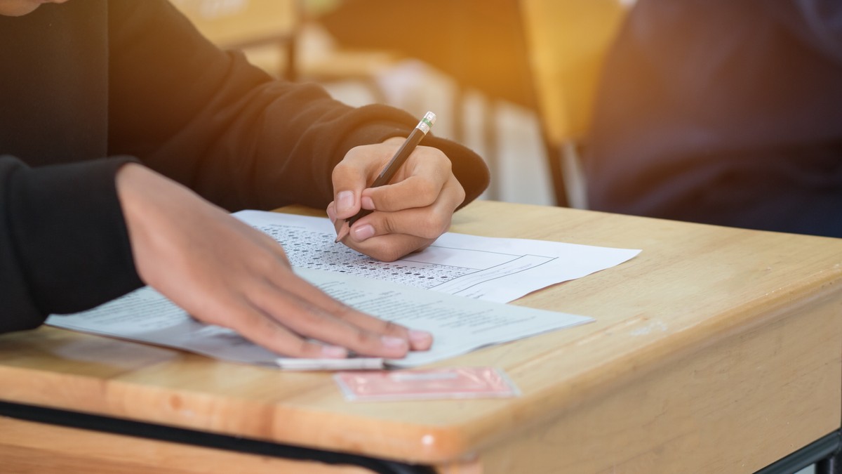 Perspectiva narativa - tipuri si exemple de subiecte de bac