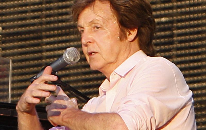 Paul McCartney cere NASA să oprească testele pe animale