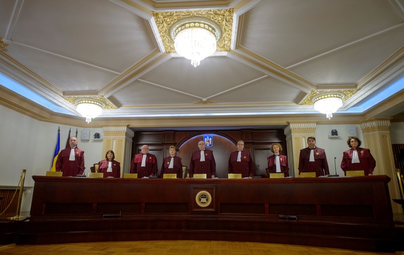 EXCLUSIV. Salariile de la Curtea Constituțională continuă să crească. Șeful instituției are un venit lunar de 63.647 de lei, cu 22.500 mai mult față de martie 2023 