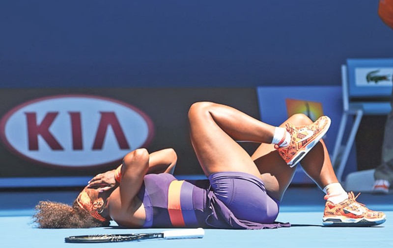 Serena Williams a umilit-o pe Edina Gallovits la Australian Open
