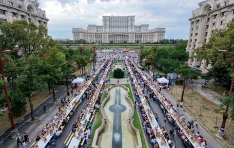 Bucureștiul, în CARTEA RECORDURILOR! Ciucu: „A fost o mare sufragerie aici, în centrul orașului”