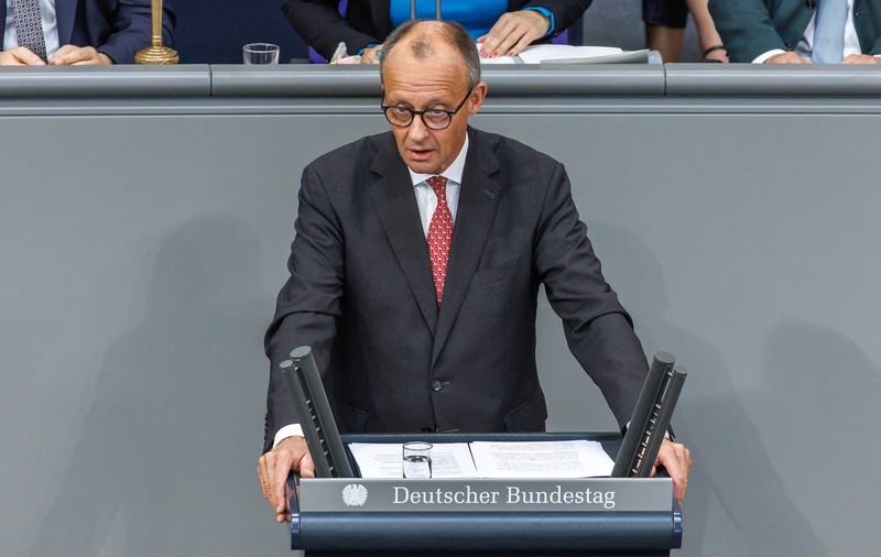 Cancelarul Germaniei se ceartă cu extrema-dreaptă din cauza lui Putin. Friedrich Merz spune că liderul rus este un criminal care vrea să destabilizeze Occidentul