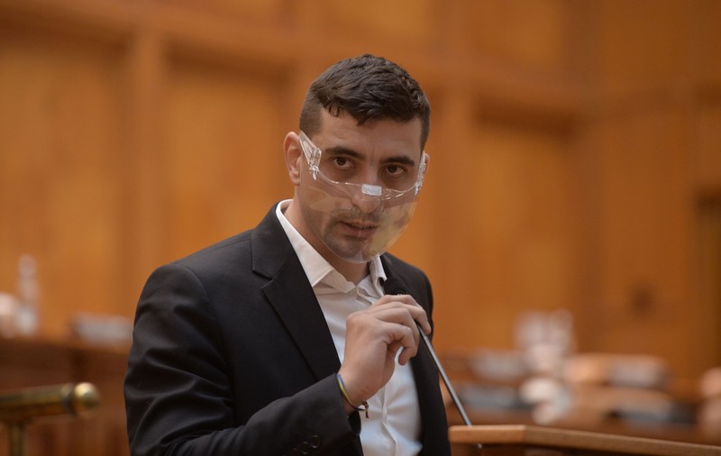 George Simion, îndemn instigator din Parlament: „Haideți să dăm cu ăștia de pământ”