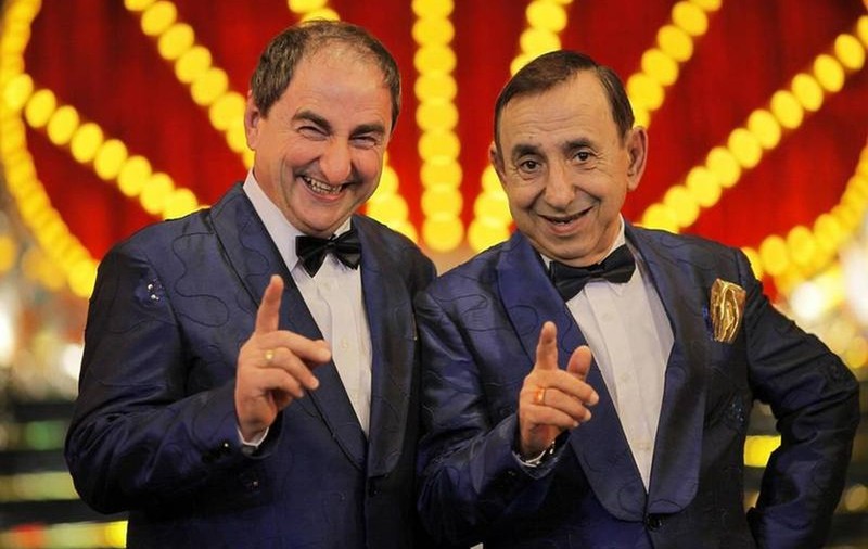 Ce PĂSTREAZĂ cu SFINŢENIE VASILE MURARU de la NAE LĂZĂRESCU!