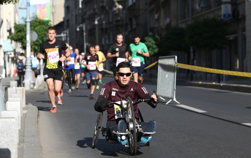 George Baltă a terminat Maratonul București cu handbike-ul stricat: ”Și Ivan Patzachin a terminat cursa cu pagaia ruptă”