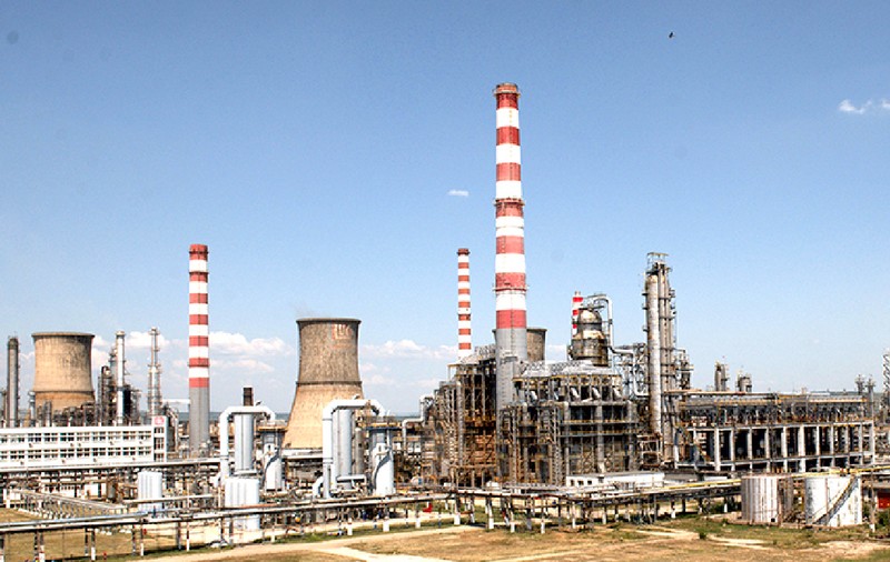 Rafinăria Petrotel-Lukoil din Ploiești va fi repornită numai cu derogare din SUA. Bogdan Ivan: „Am vorbit cu cei din America”