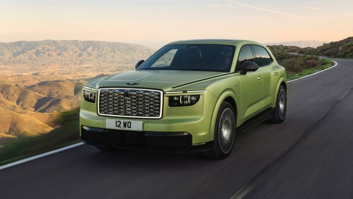 Noul Bentley Torcal are aproximativ 5 metri. Foto: Bentley.