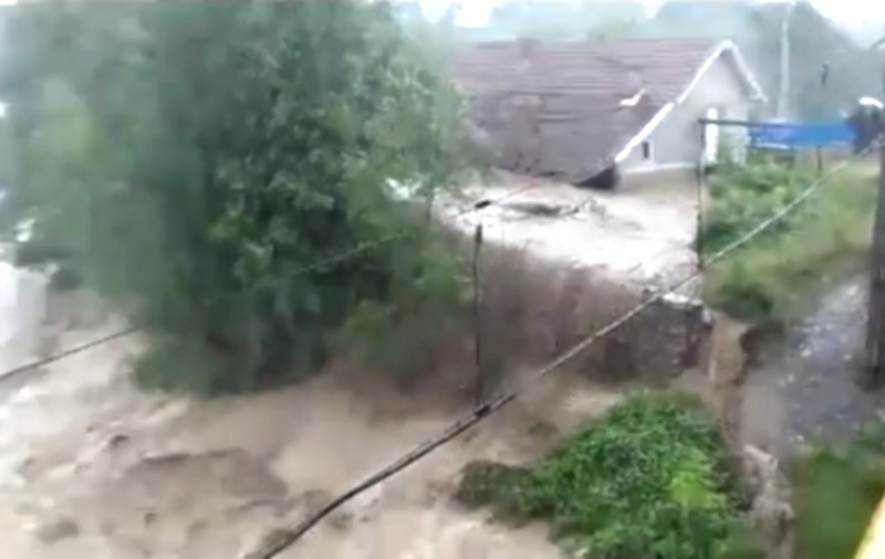 UPDATE | COD PORTOCALIU şi COD GALBEN de inundaţii!