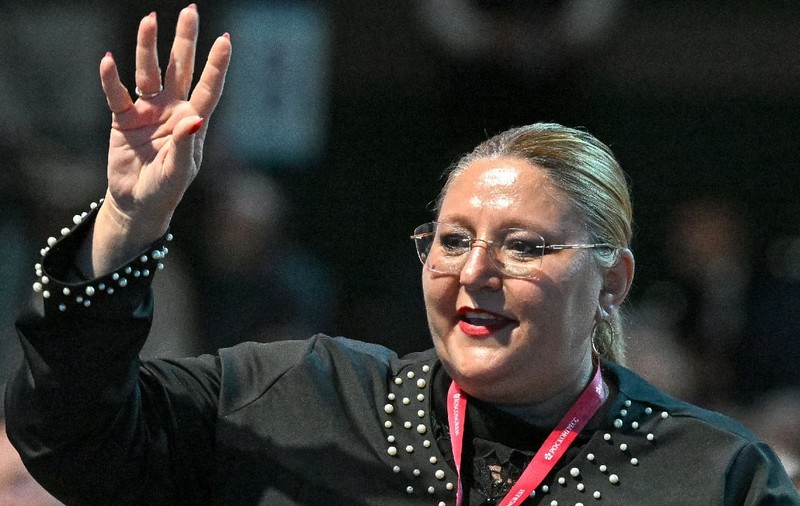 Diana Șoșoacă i-a spus direct lui Vladimir Putin la Sankt Petersburg: „Românii vă iubesc!”. Cum a reacționat președintele Rusiei