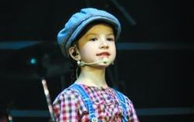 Fata lui Pavel Stratan a crescut. Cum a apărut Cleopatra la un eveniment