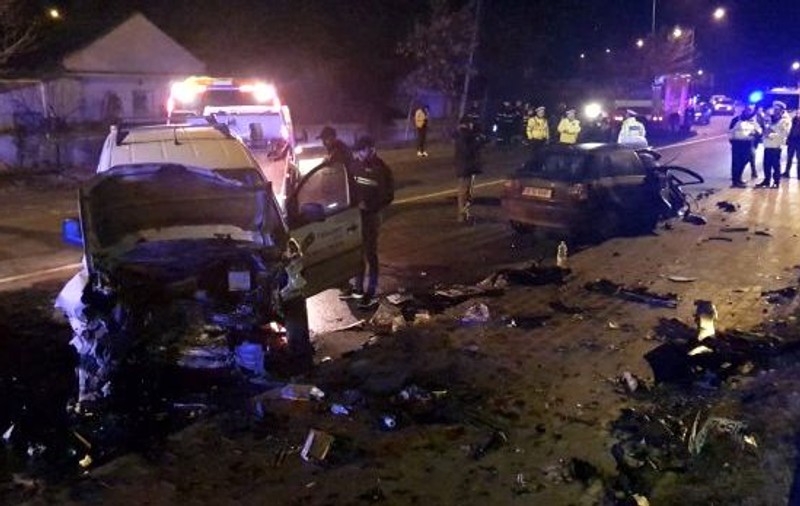 Grav accident la Iași. Un mort și cinci răniți după coliziunea unui Audi cu un VW |VIDEO
