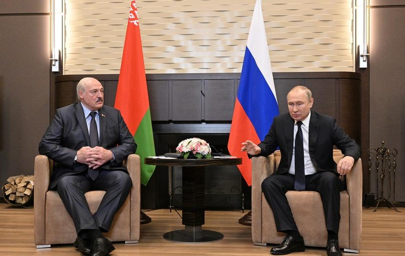 Aleksandr Lukașenko, către Putin, după ce sute de mii de ruşi au fugit de mobilizare: „Lasă-i să fugă”