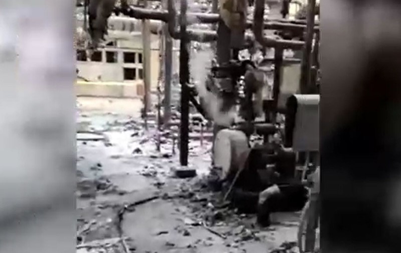 Primele imagini din interiorul combinatului  Azomureș, după explozia urmată de incendiu