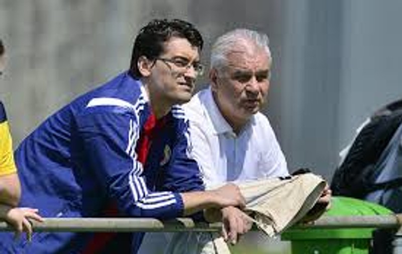 Burleanu merge pe mâna lui Iordănescu și la Euro 2016, apoi zboară Puiu