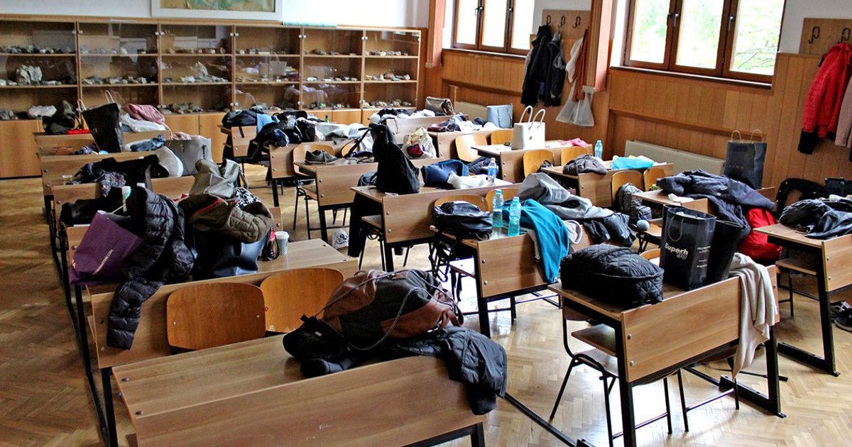 VIDEO Ministerul Educaţiei demontează un fake news care circulă online: „Cursurile nu se reiau pe 6 aprilie. Vom face denunţ penal”