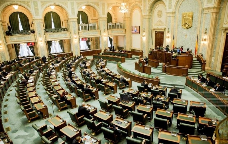 UPDATE. Legea Pensiilor , amânată în plenul Senatului