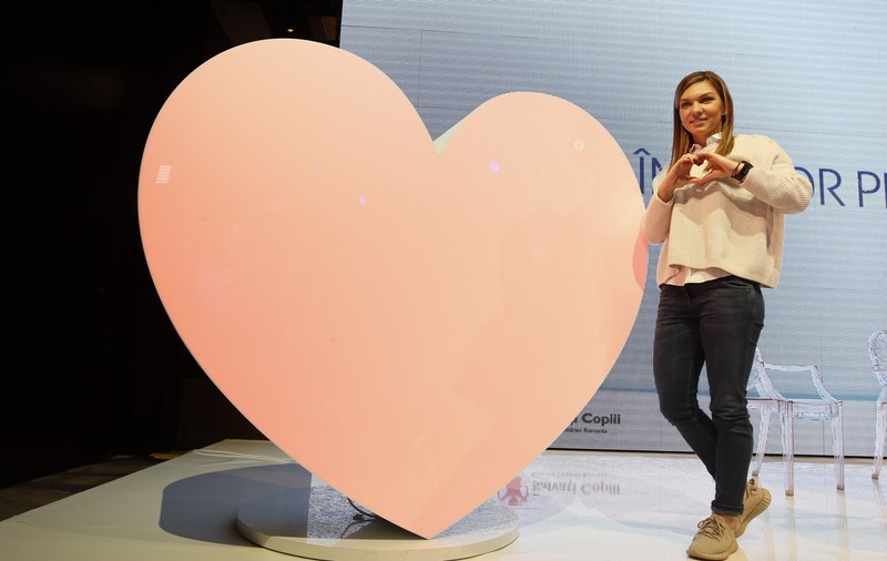 Simona Halep a făcut un gest superb pentru o fetiță bolnavă de cancer | VIDEO
