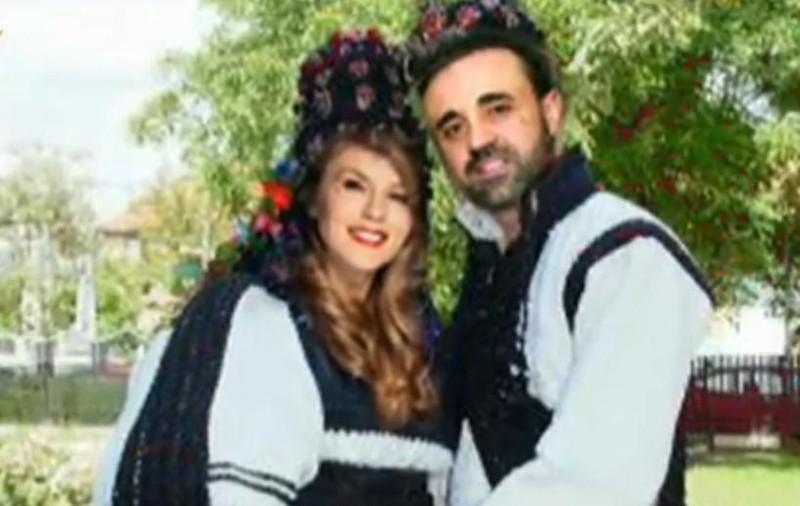 Corina Bud va sparge toate tiparele la nunta ei! Se visează mireasă într-un costum din Ţara Oaşului! FOTO
