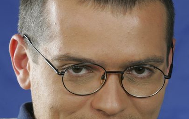 Adelin Petrişor: "Ce l-a făcut pe Adrian Sârbu să-l reprimească pe Mândruţă la Pro?"