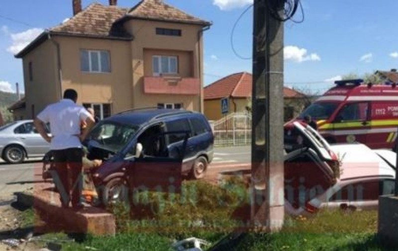 Șapte răniți, printre care și patru copii, în urma unui accident rutier în Sălaj