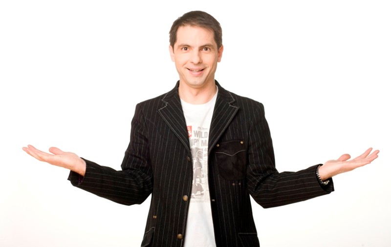 Dan Negru face farse cu...cămile
