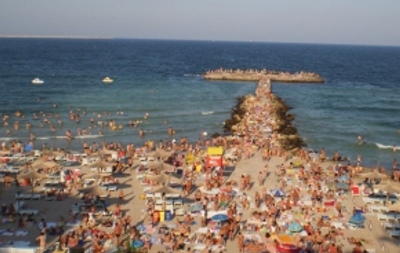 Final de sezon cu plaje pline-ochi la Eforie Nord