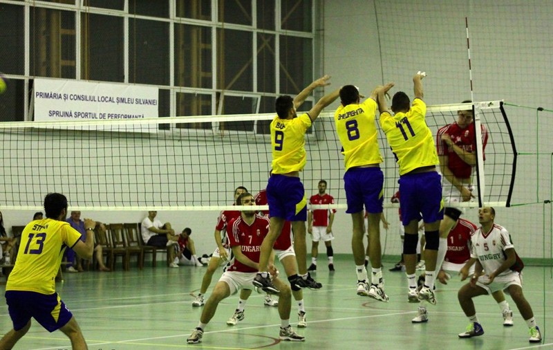 Volei masculin, U 19. România a învins dramatic Belgia, în preliminariile CE. Fetele au cedat cu Rusia