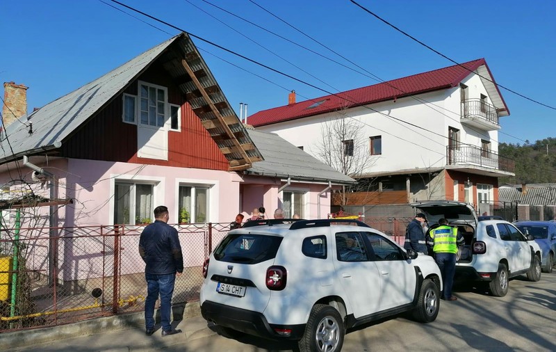 Crimă anunțată la TV. Un bărbat din Iași a sunat la Nașul TV și a spus că și-a omorât mama