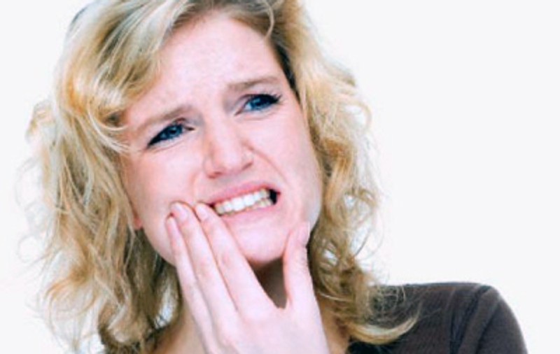 Ţi-e frică de o extracţie dentară? Iată câteva sfaturi să treci cu bine peste asemenea încercare
