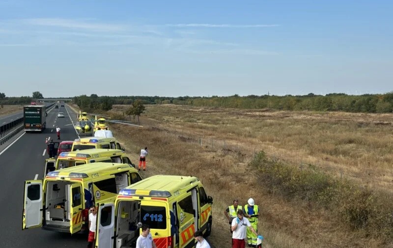14 copii dintr-o comună din Buzău au rămas orfani de tată, după un accident grav produs în Ungaria