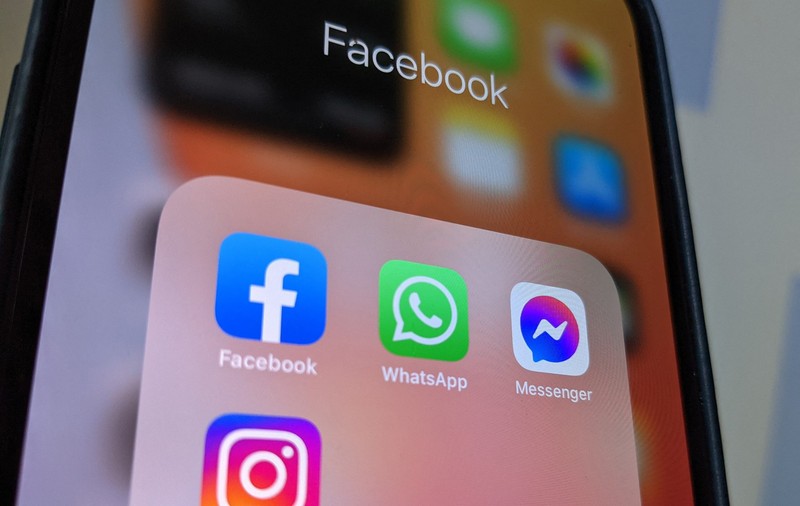 Cum deblochezi o persoană pe Facebook, pe Instagram și pe WhatsApp