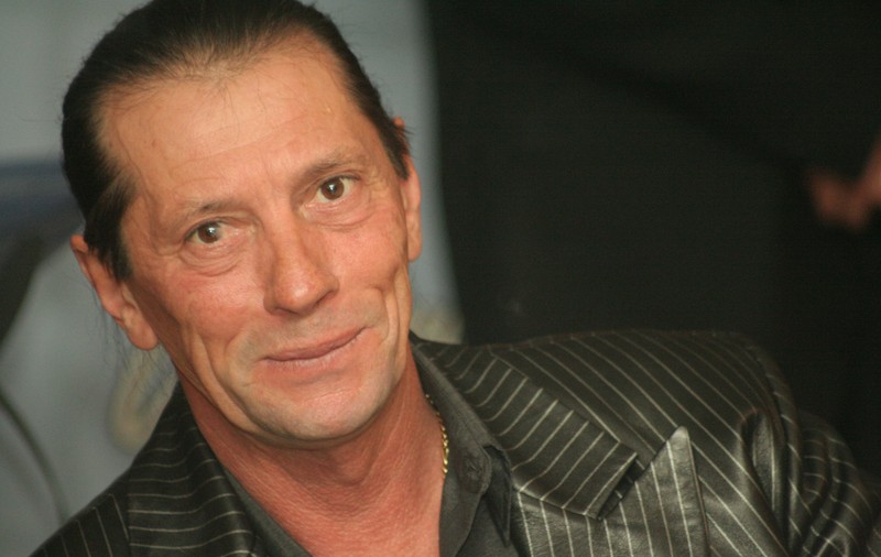 EXCLUSIV / Ivan Patzaichin a dat de necaz. A alunecat pe stradă și s-a trezit pe masa de operații
