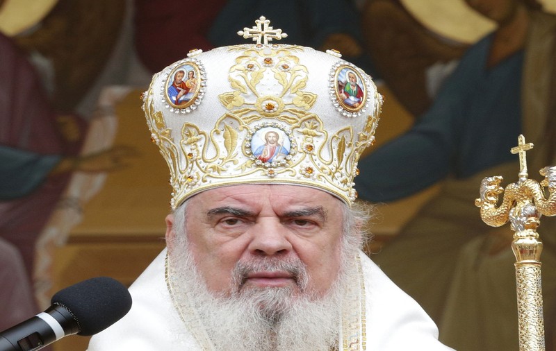 Biserica Ortodoxă Română sărbătorește 100 de ani de la ridicarea la Patriarhie: 16 sfinți români, canonizați | VIDEO