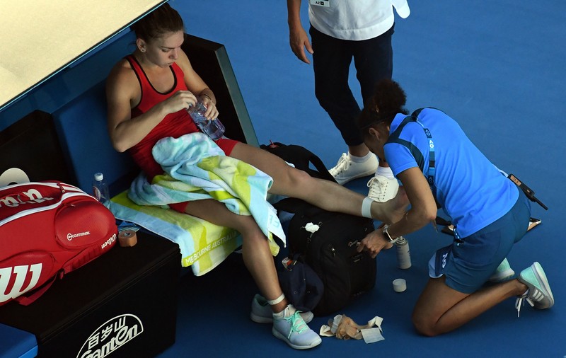 Ultimele detalii despre accidentarea Simonei Halep: ”RMN-ul nu a dezvăluit vreo ruptură, dar are încă dureri”. S-a antrenat azi