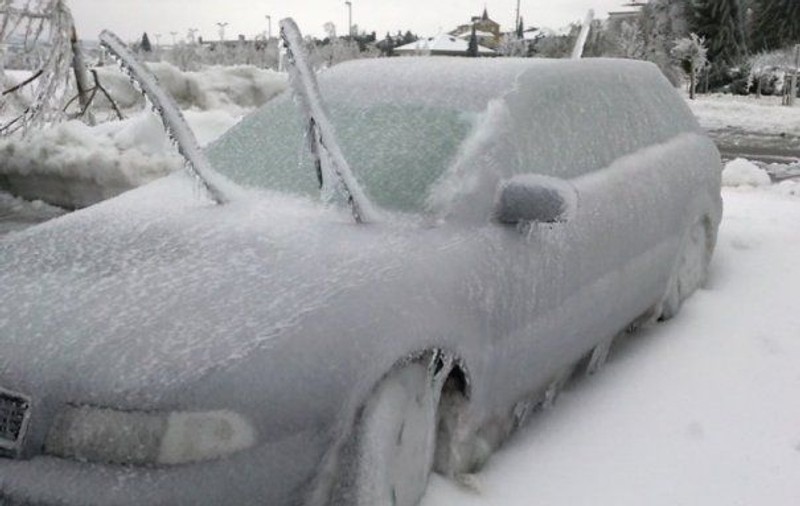 Atenționare de călătorie în Ungaria. Cod portocaliu de ploaie îngheţată și ninsori