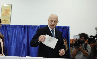 Mircea Geoană, la vot în turul întâi Foto: Facebook/ Mircea Geoană
