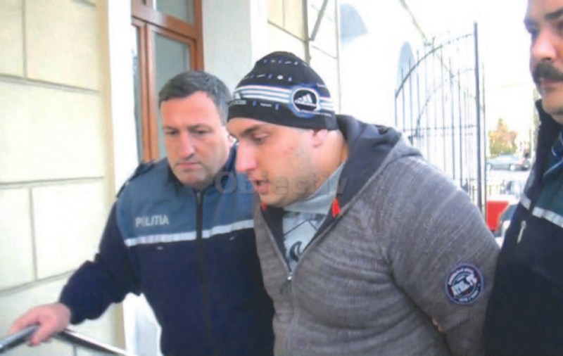 Alexandru Huțuleac, interlopul care a lovit cu sabia un polițist, a fost arestat preventiv