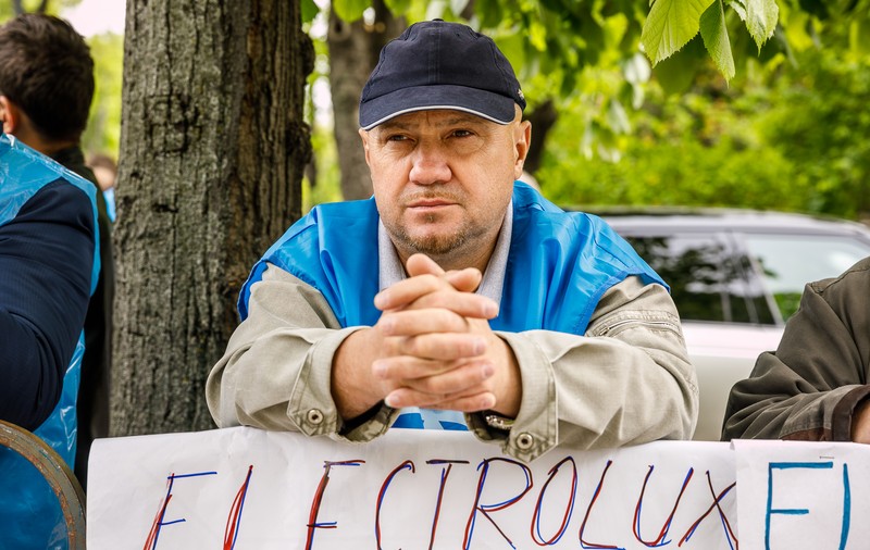 Greva de la Electrolux s-a încheiat, după zece săptămâni de proteste. Ce au obținut sindicaliştii din partea conducerii fabricii