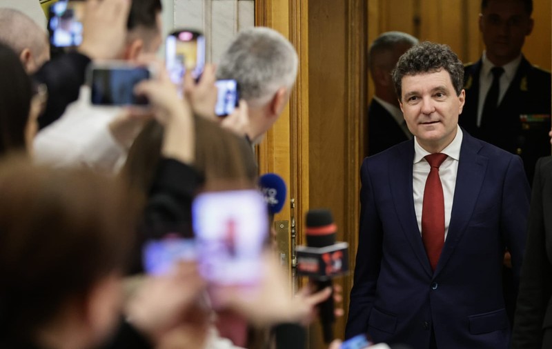 Președintele Nicușor Dan nu e un salvator