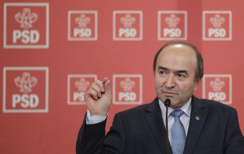 Dragnea îi dă directive lui Tudorel Toader: "Ordonanţa privind Codurile Penale trebuie să intre în vigoare. Intervine un moment când  aprecierea nu mai poate compensa lipsa de decizie