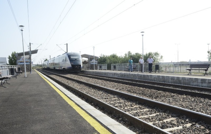 Se întâmplă-n Bucureşti: Au făcut staţie de tren pentru un parc de distracţii