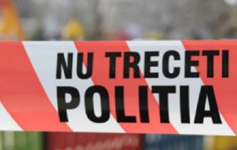 Un tânăr din Dolj, cercetat de poliţişti după ce a intrat într-o bancă prin spargerea peretelui