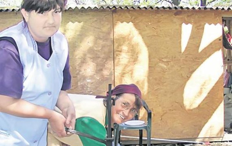 Poftiţi la pâine făcută la ţest!