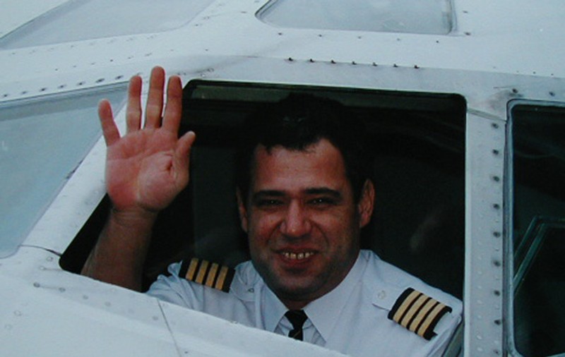 Adrian Iovan a pilotat "conserva zburătoare", în timp ce ÎN HANGAR STĂTEA un AVION ULTRAPERFORMANT