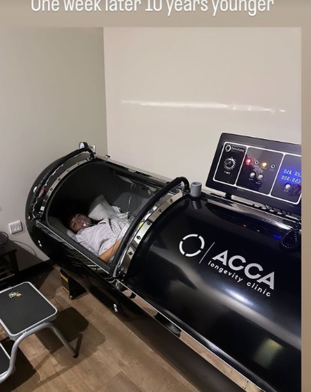 Mădălina Ghenea a apărut cu masca de oxigen pe față. Actrița și-a îngrijorat fanii, după care a făcut declarații: „E timpul”