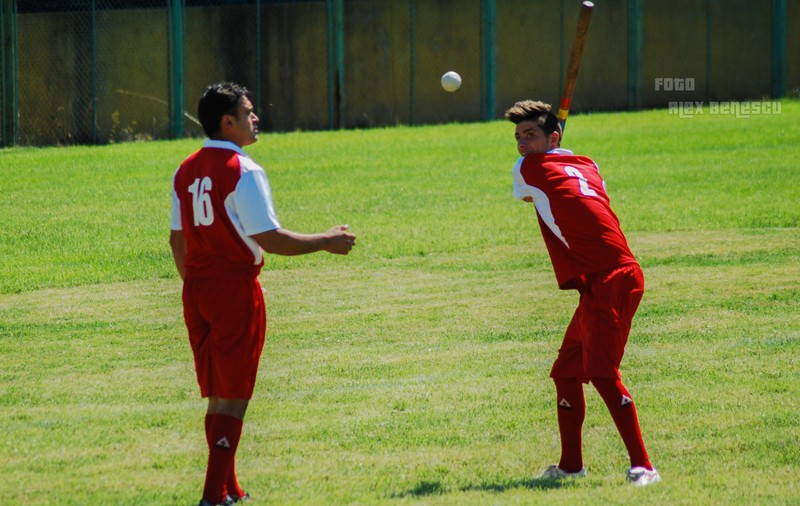 FOTO/ SPECTACOL la play-off-ul Naționalelor de oină din Cotroceni